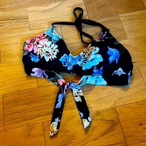 Floral bikini top